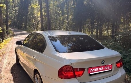 BMW 3 серия, 2011 год, 1 300 000 рублей, 10 фотография