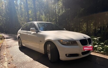 BMW 3 серия, 2011 год, 1 300 000 рублей, 2 фотография
