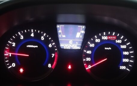 Hyundai Solaris II рестайлинг, 2013 год, 570 000 рублей, 2 фотография