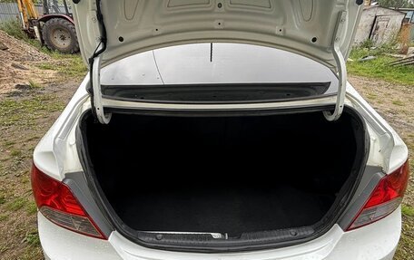 Hyundai Solaris II рестайлинг, 2013 год, 570 000 рублей, 11 фотография