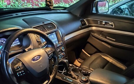 Ford Explorer VI, 2017 год, 2 350 000 рублей, 22 фотография