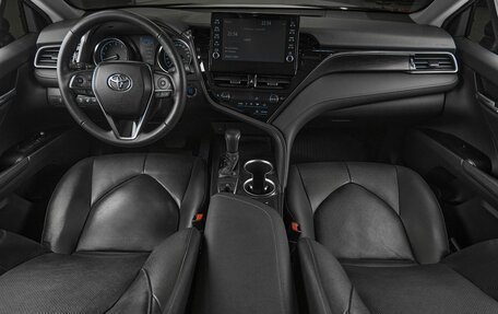 Toyota Camry, 2021 год, 2 999 000 рублей, 8 фотография