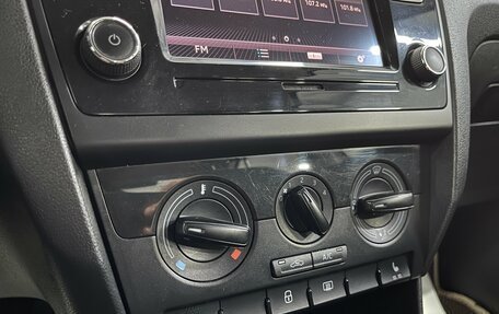 Skoda Rapid I, 2017 год, 1 199 000 рублей, 14 фотография