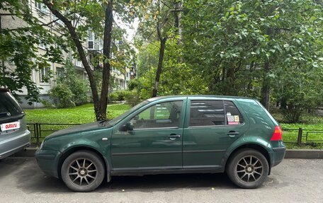 Volkswagen Golf IV, 2002 год, 140 000 рублей, 2 фотография