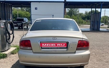 Hyundai Sonata IV рестайлинг, 2005 год, 180 000 рублей, 6 фотография