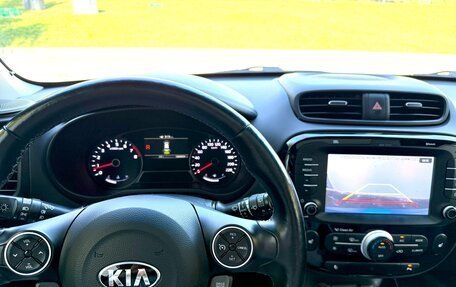 KIA Soul II рестайлинг, 2017 год, 1 600 000 рублей, 13 фотография