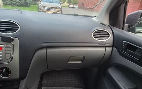 Ford Focus II рестайлинг, 2009 год, 360 000 рублей, 21 фотография
