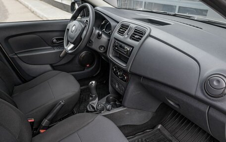 Renault Logan II, 2017 год, 727 000 рублей, 7 фотография