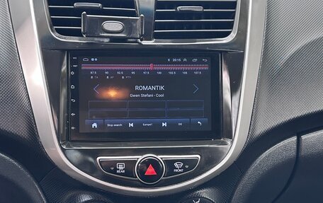 Hyundai Solaris II рестайлинг, 2015 год, 650 000 рублей, 9 фотография
