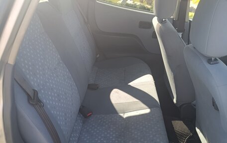 Daihatsu Storia, 2001 год, 370 000 рублей, 11 фотография