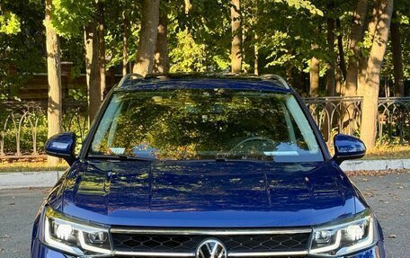 Volkswagen Taos, 2021 год, 3 100 000 рублей, 2 фотография