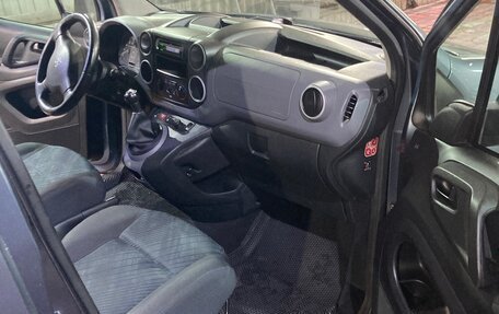 Peugeot Partner II рестайлинг 2, 2009 год, 450 000 рублей, 19 фотография