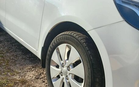 KIA Rio III рестайлинг, 2013 год, 720 000 рублей, 25 фотография
