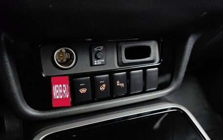 Mitsubishi Outlander III рестайлинг 3, 2020 год, 2 598 000 рублей, 16 фотография