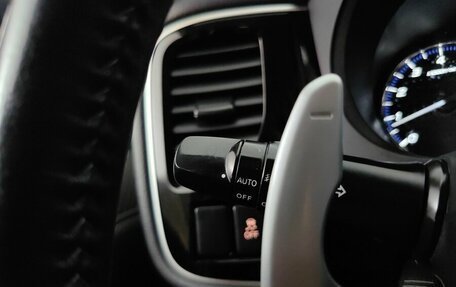 Mitsubishi Outlander III рестайлинг 3, 2020 год, 2 598 000 рублей, 21 фотография