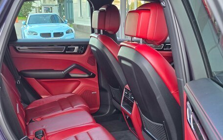 Porsche Cayenne III, 2018 год, 5 400 000 рублей, 22 фотография