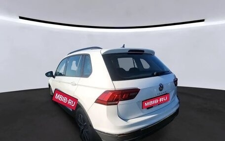 Volkswagen Tiguan II, 2022 год, 2 292 000 рублей, 4 фотография
