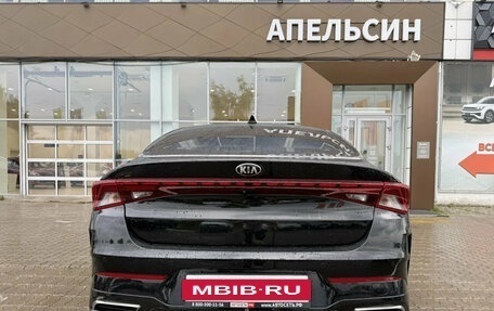 KIA K5, 2021 год, 2 381 600 рублей, 15 фотография