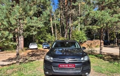 Volkswagen Touareg III, 2012 год, 1 750 000 рублей, 1 фотография