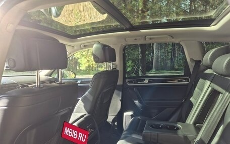 Volkswagen Touareg III, 2012 год, 1 750 000 рублей, 8 фотография
