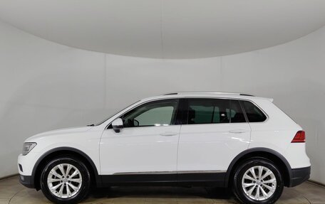 Volkswagen Tiguan II, 2018 год, 2 470 000 рублей, 8 фотография