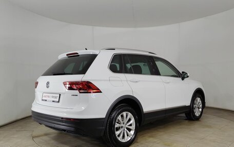 Volkswagen Tiguan II, 2018 год, 2 470 000 рублей, 5 фотография
