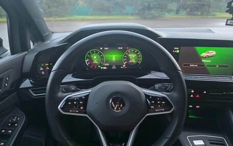 Volkswagen Golf VIII, 2022 год, 2 790 000 рублей, 12 фотография