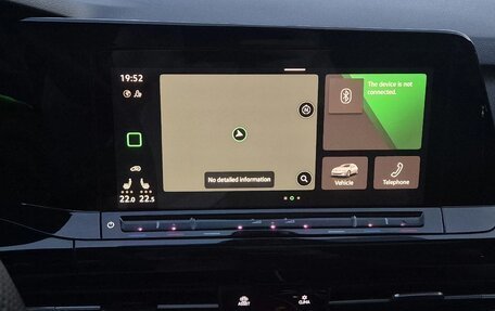 Volkswagen Golf VIII, 2022 год, 2 790 000 рублей, 24 фотография