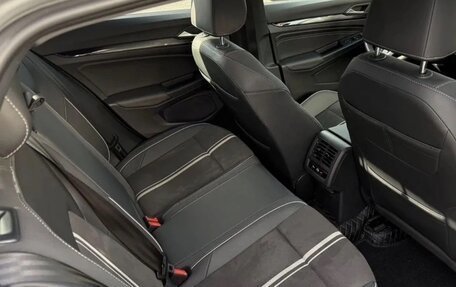 Volkswagen Golf VIII, 2022 год, 2 790 000 рублей, 19 фотография