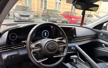 Hyundai Elantra, 2022 год, 2 200 000 рублей, 11 фотография