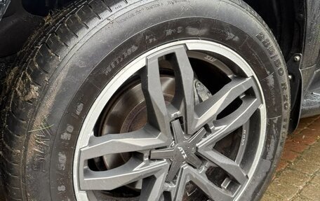 Toyota Land Cruiser 200, 2010 год, 3 080 000 рублей, 7 фотография