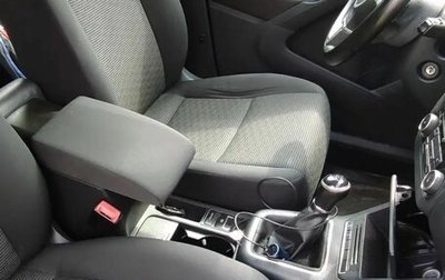 Volkswagen Tiguan I, 2011 год, 950 000 рублей, 1 фотография