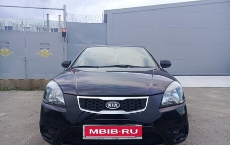 KIA Rio II, 2011 год, 640 000 рублей, 1 фотография