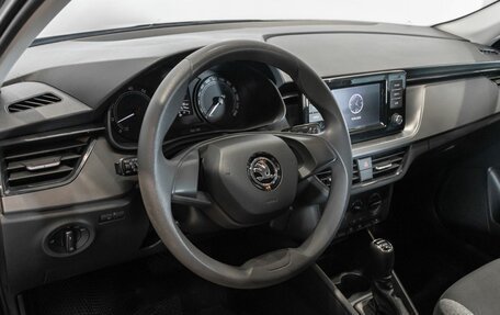 Skoda Rapid II, 2021 год, 1 666 000 рублей, 5 фотография