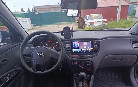 KIA Rio II, 2011 год, 640 000 рублей, 17 фотография