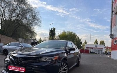 Toyota Camry, 2018 год, 1 900 000 рублей, 1 фотография
