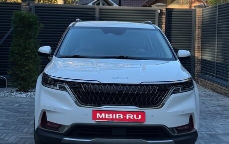 KIA Carnival, 2022 год, 3 950 000 рублей, 2 фотография