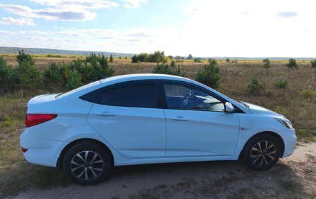 Hyundai Solaris II рестайлинг, 2012 год, 750 000 рублей, 4 фотография
