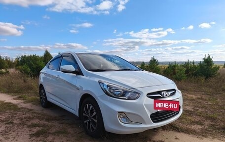 Hyundai Solaris II рестайлинг, 2012 год, 750 000 рублей, 2 фотография