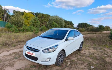 Hyundai Solaris II рестайлинг, 2012 год, 750 000 рублей, 21 фотография