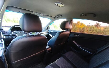 Hyundai Solaris II рестайлинг, 2012 год, 750 000 рублей, 20 фотография