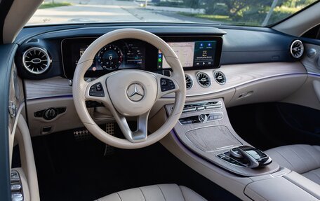Mercedes-Benz E-Класс, 2018 год, 4 490 000 рублей, 22 фотография