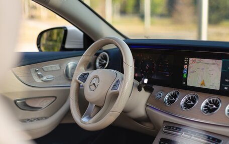 Mercedes-Benz E-Класс, 2018 год, 4 490 000 рублей, 25 фотография