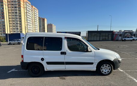 Peugeot Partner II рестайлинг 2, 2010 год, 410 000 рублей, 2 фотография