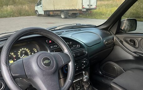 Chevrolet Niva I рестайлинг, 2017 год, 560 000 рублей, 34 фотография