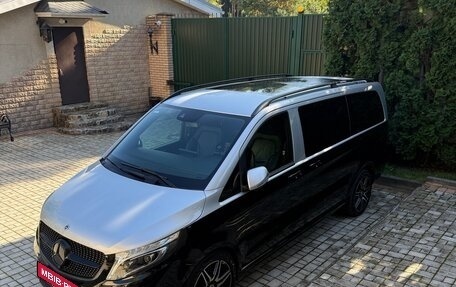 Mercedes-Benz V-Класс, 2022 год, 8 850 000 рублей, 1 фотография