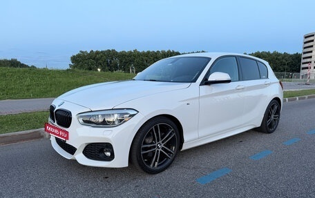 BMW 1 серия, 2019 год, 2 440 000 рублей, 2 фотография