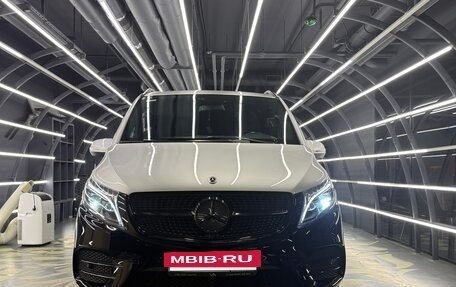 Mercedes-Benz V-Класс, 2022 год, 8 850 000 рублей, 24 фотография