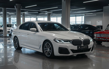 BMW 5 серия, 2021 год, 3 460 000 рублей, 2 фотография