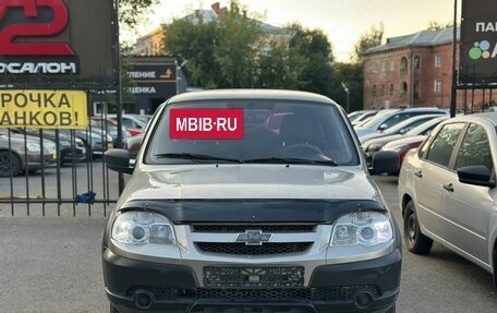Chevrolet Niva I рестайлинг, 2015 год, 579 000 рублей, 2 фотография